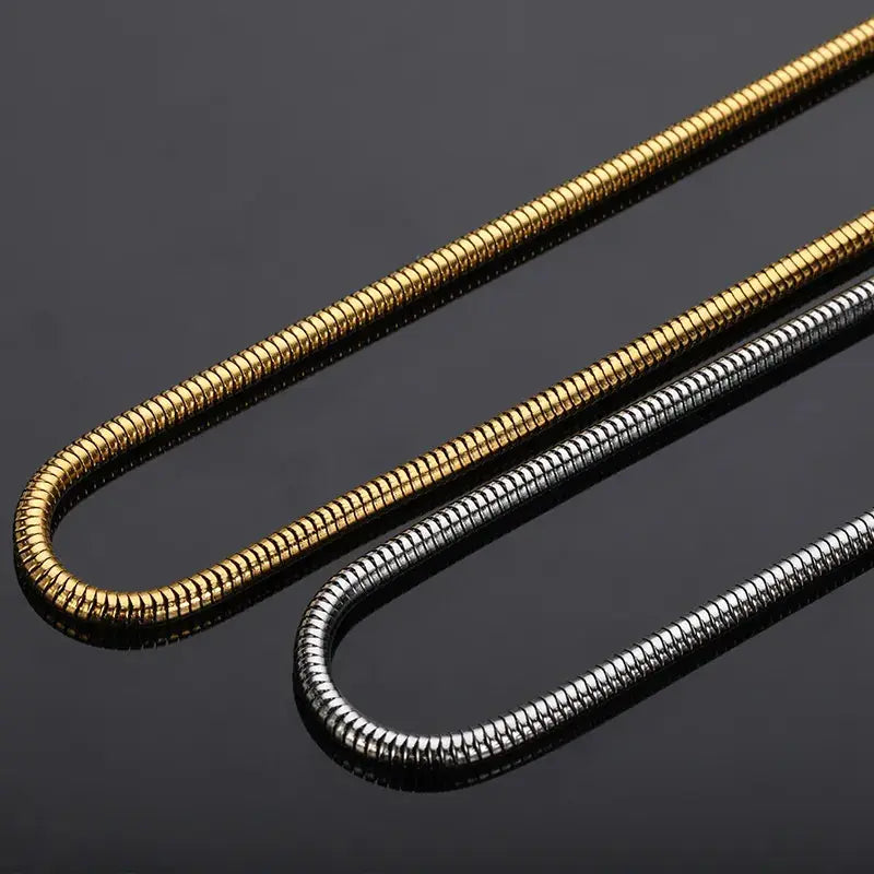 Fenico Accessories Circle of Elegance - Round Link Chain Necklace
